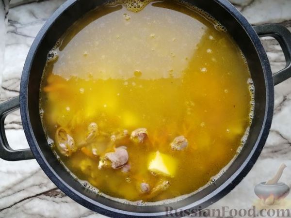 Сырный суп с куриными сердечками