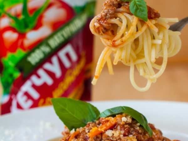 Спагетти по-флотски с фаршем